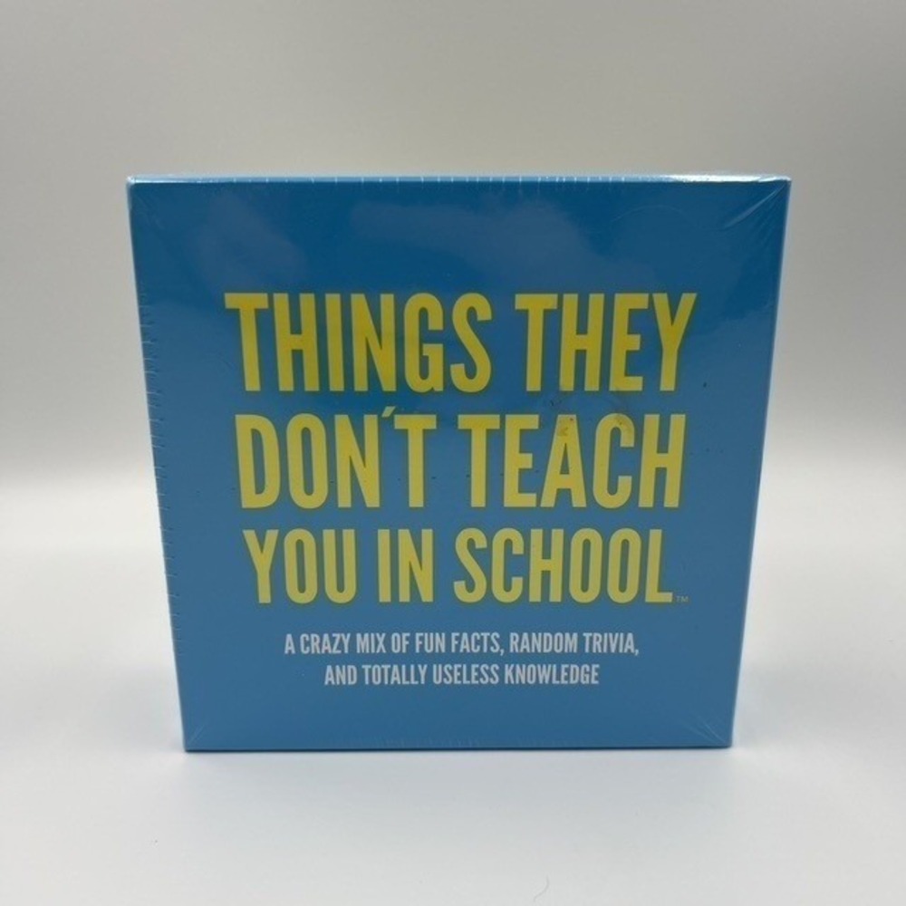 NEW Things They Dont Teach You in School Trivia Party Game Hygge Games Age 17+‎